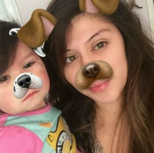 Meet your Posher, Cynthia